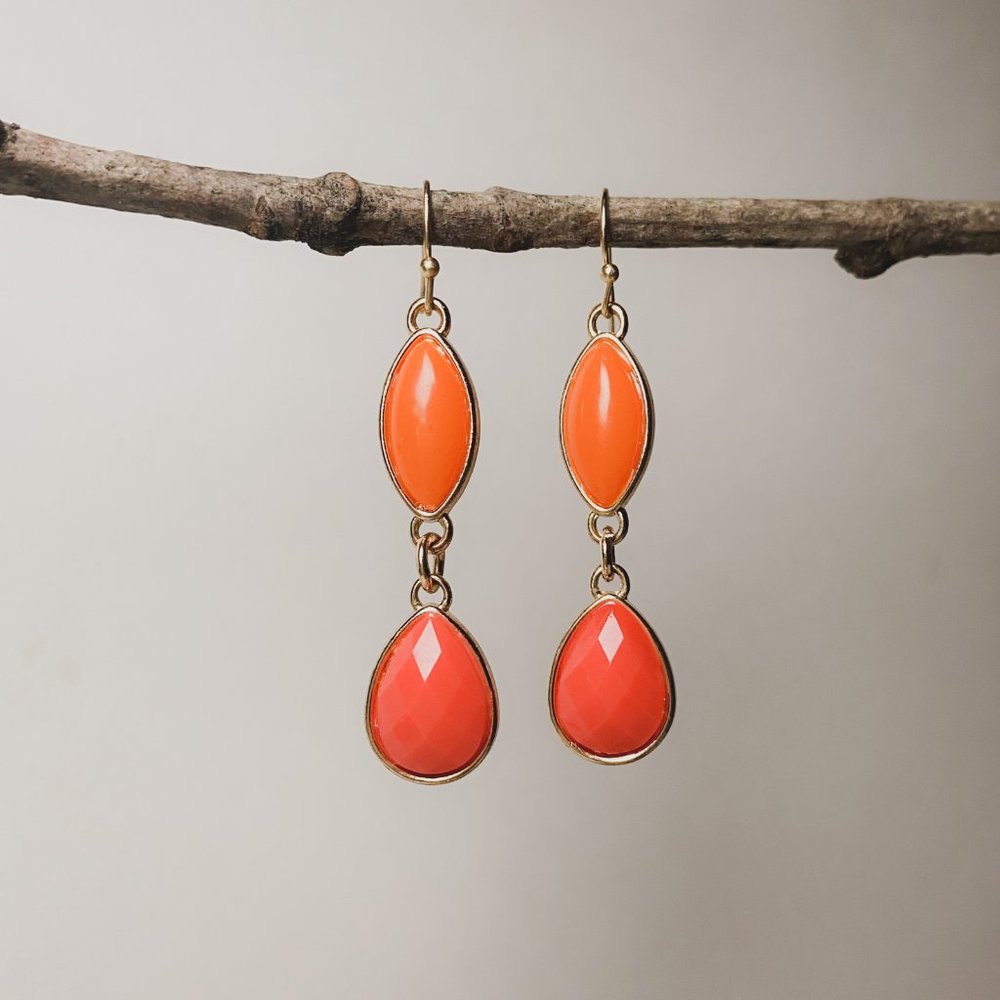 Liz Claiborne Colorful Orange Coral Rhinestone Bright Drop Dangle Gold Earrings